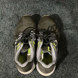 Nike Zoom Tennis shoes